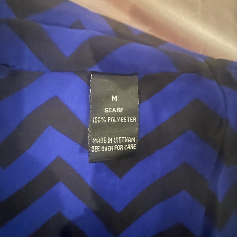 Chevron Patterned Blue and Black Infinity Scarf - Picture 6 of 6